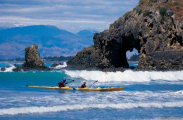 Kayaking around Otago Peninsula 
Photo Credit: TNZ