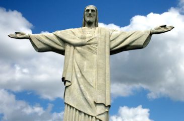 Statue of Christ the Redeemer, Rio de Janeiro 
Photo Credit: Metropolitan Touring