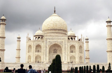 Taj Mahal, Agra 
Photo Credit: Incredible India