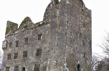 Leamaneh Castle, Kilfenora // Esplanade Travel