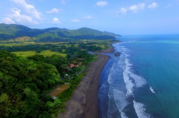 Playa Cambutal, a gorgeous beach on the southern coast // Photo Credit to Panama Tourism Authority
