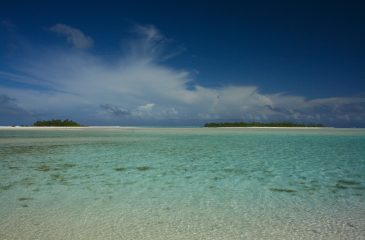 Honeymoon and Maina Islands | Photo by Esplanade